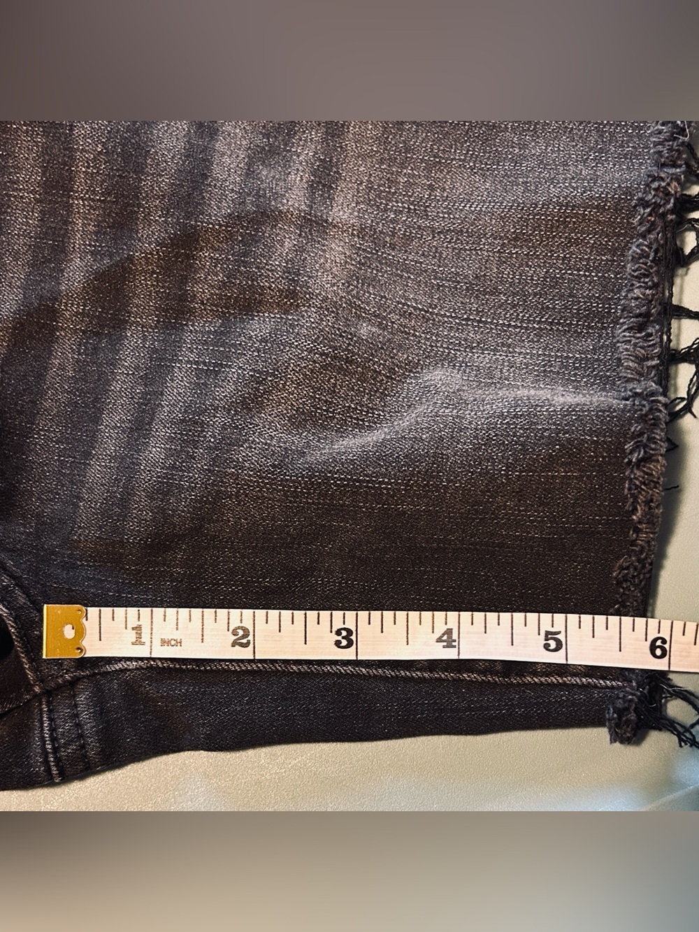 AEO Black Distressed Denim Shorts - Picture 7 of 9